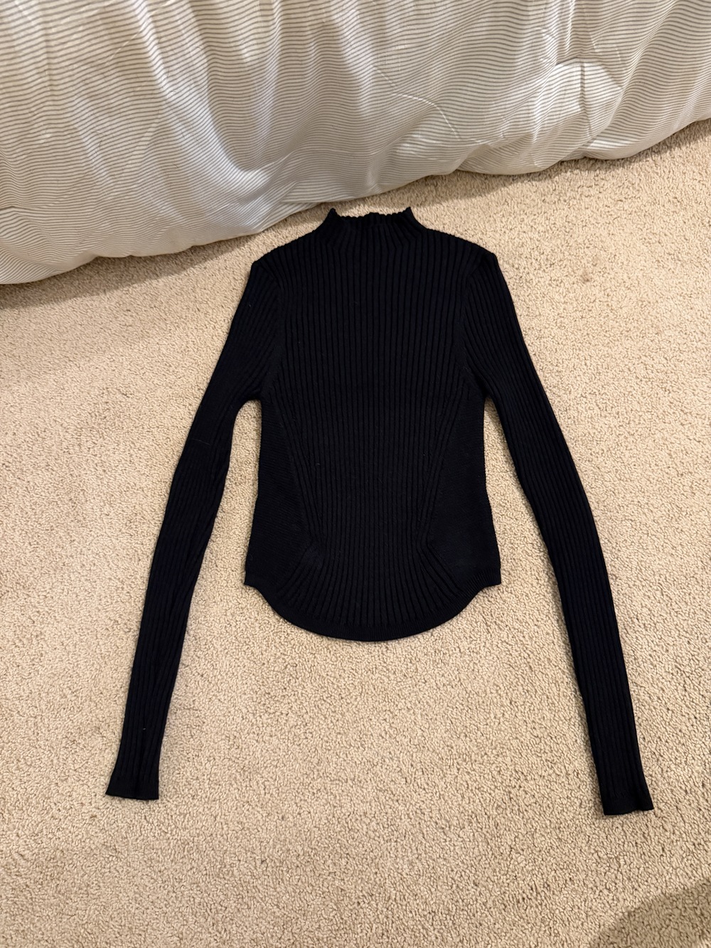 Cider Ribbed Knit Long Sleeve Top - Size M - Black